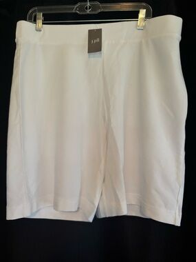 J. Jill White Pull-On Stretch Bermuda Shorts